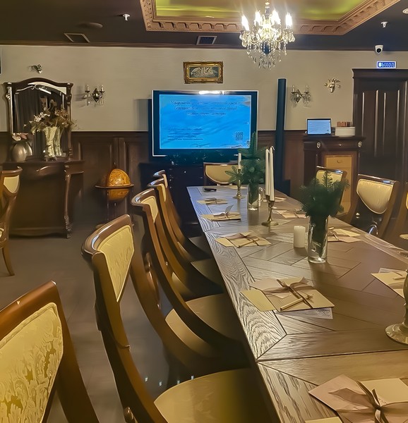 Смех в поэтическом обличье: ироническое высказывание от античной эпиграммы до сатирических инвектив Саши Чёрного