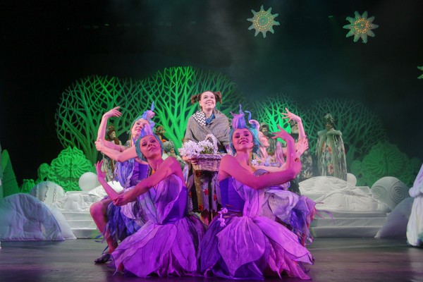 Двенадцать месяцев