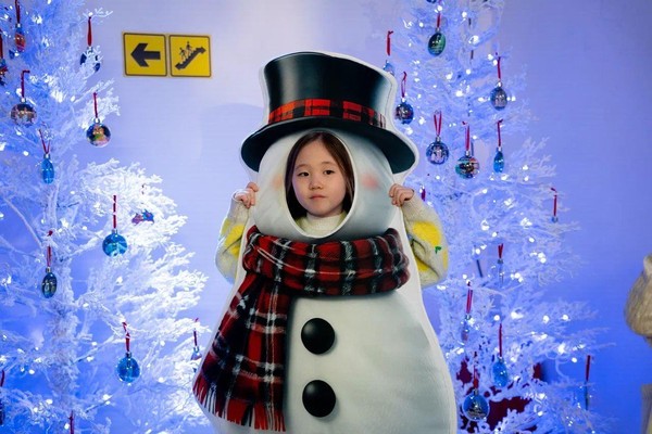 Новогодняя интермедия «Загадочный Дедушка Мороз»