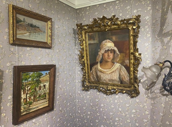 Музейный натюрморт «Неизвестная»