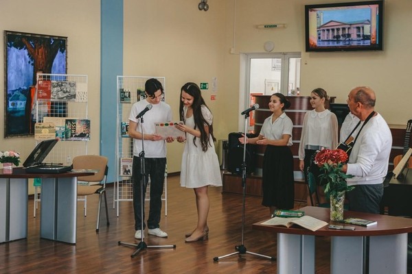 Музыкальный вернисаж «Краски музыки в палитре литературы»