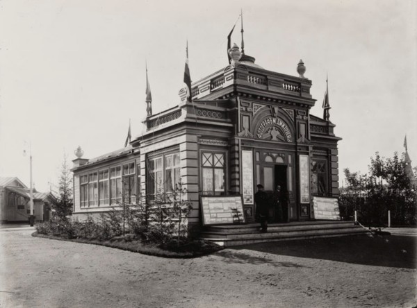 Экскурсия по выставке «Россия 1896. К юбилею Нижегородской промышленной и художественной выставки»