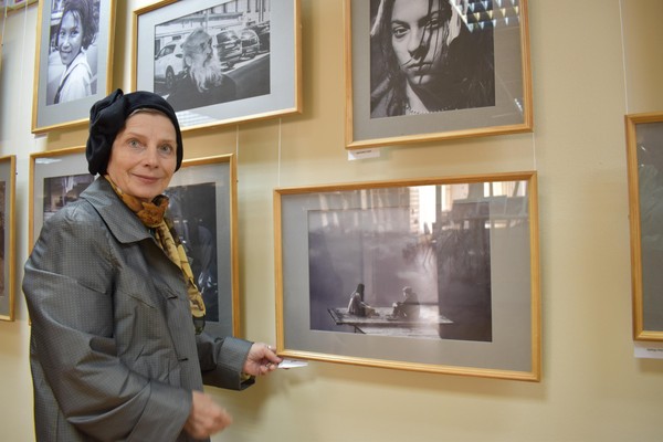 Фотовыставка работ Ольги Самородовой «Человек в фокусе»