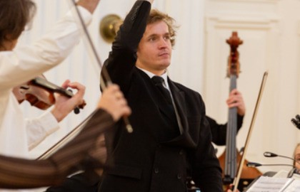 Звуки и свечи. Времена года и другие шедевры