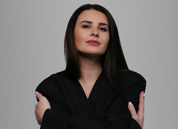 Концерт «Ярославна Калашникова: новая история»