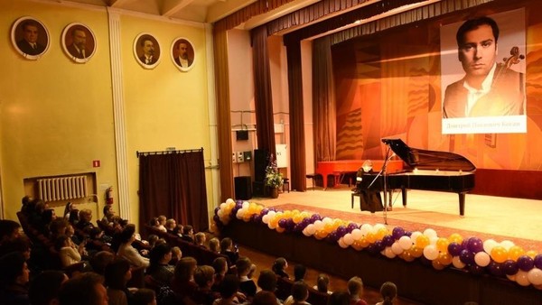 «Музыка как язык мира: искусство слышать и договариваться»