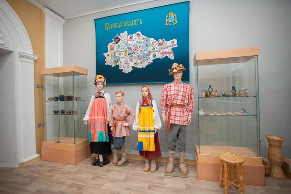 Экскурсия по выставочному залу