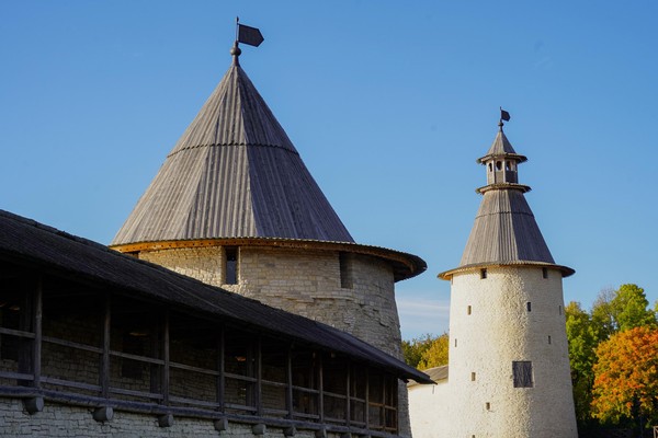 Сборная экскурсия «Башни Псковского кремля»