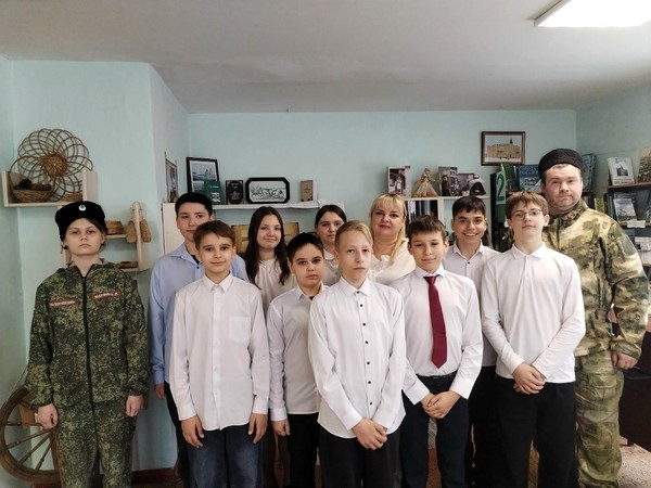 Краеведческий час «Славные сыны Отечества – казаки!»