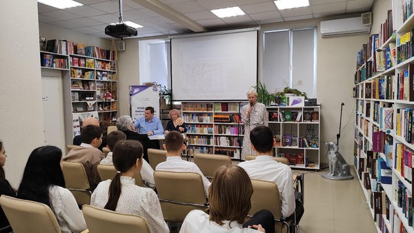 Встреча с писателем «Страницы вдохновения»