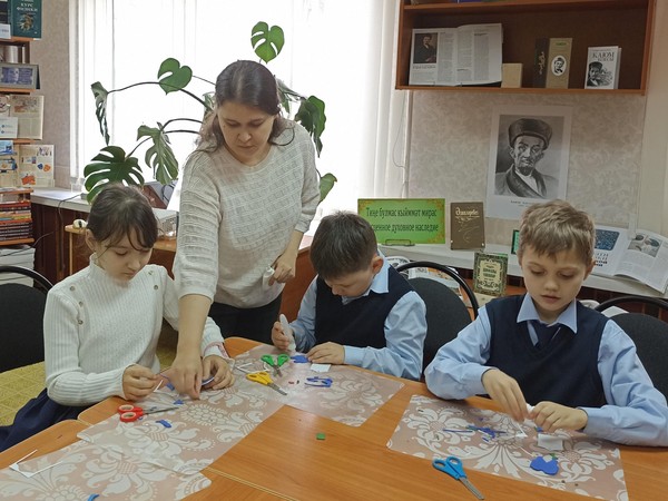 Час нравственности «Сильный папа у меня, под защитой вся семья!»