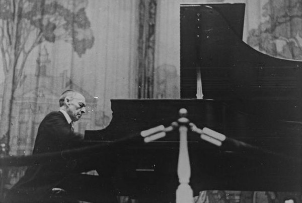 Концерт «Сергей Рахманинов. В молчаньи ночи тайной»