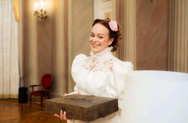 Спектакль «Медведь», «Беззащитное существо»