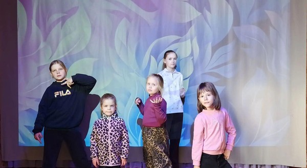 «Видеооткрытка папе»