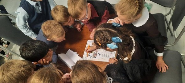 Тематическая программа «Снова здравствуй, учебный год!»