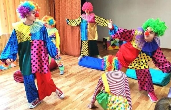 Спектакль «Веселый театр»
