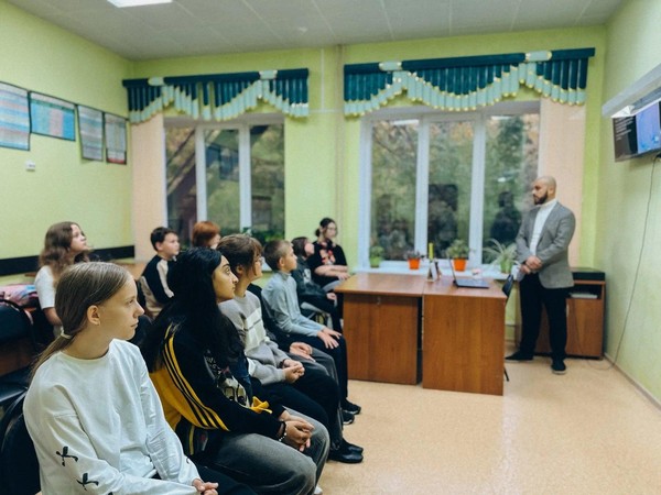 Многоцветье народов великой страны