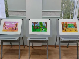 «Выставка рисунков «Краски лета и осени»