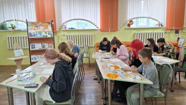 Литературно-художественная гостиная «Осенний вернисаж: поэзия и живопись русской души»