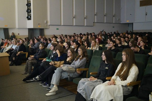 Тематическая встреча «Сила, поддержка, пример: о роли отца в жизни ребёнка»