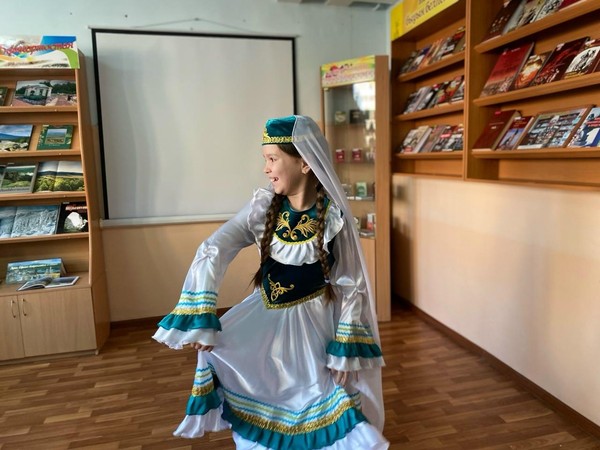 Литературно-музыкальный час «В вихре танца»