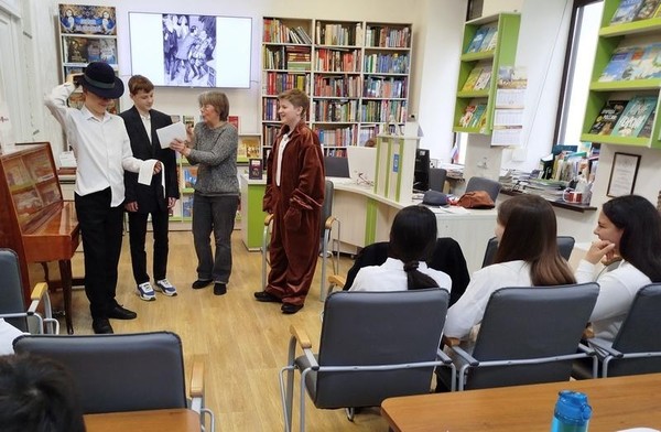 Театрализованная постановка «Обыкновенное чудо»