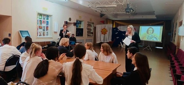 Познавательная программа «Петра великие творенья»