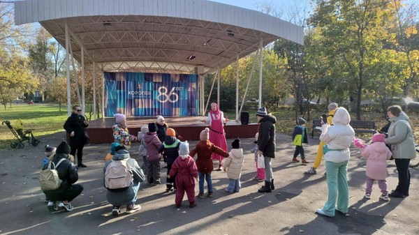 Игровая программа для детей «В гостях у Чиполлино»