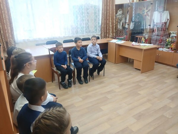 Лекция‑показ «Народный костюм»