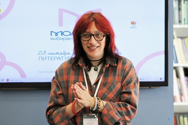 Встреча с писателем Майей Лазаренской