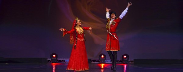 Концерт ансамбля танца Дагестана «Лезгинка»