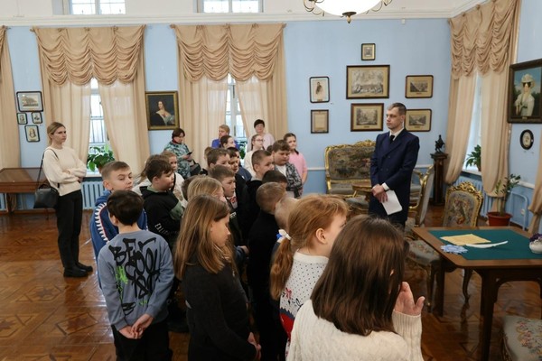 Литературно-краеведческий салон «Великие классики»