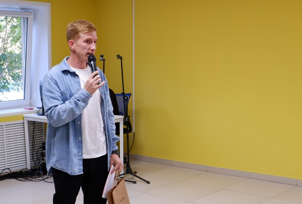 Творческая встреча с писателем Романом Колымажновым