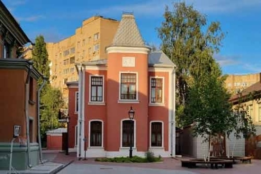 Литературные истории Новой Божедомки