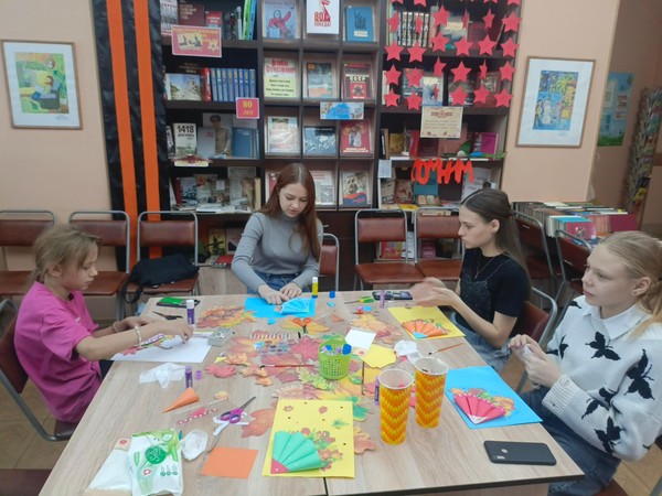 Библиотечная смена «Королевство почемучек»