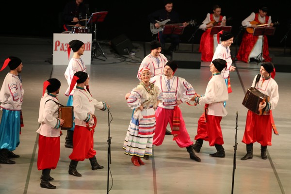 Концерт ансамбля казачьей песни и пляски «Разгуляй»