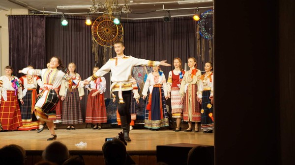 «Звуковедение в фольклорном коллективе на примере хороводных, игровых, плясовых песен»