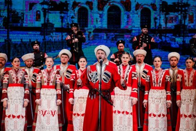 Кубанский казачий хор «Нам — 215 лет!»..