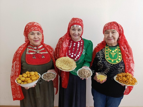 Вечер отдыха и чаепитие «Бабушкины посиделки»