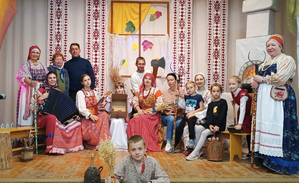 Программа «Кузьма и Демьян. Осенние праздники»