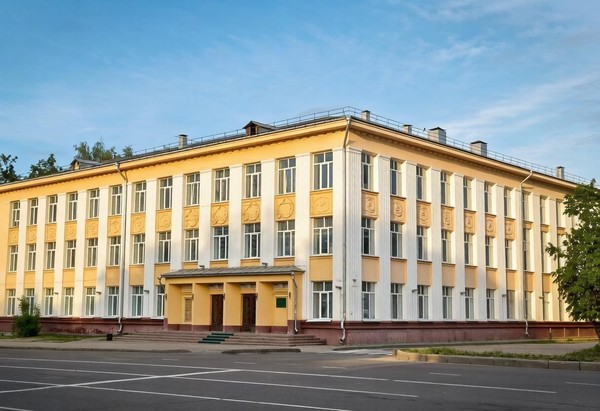 Концерт студентов и творческих коллективов
