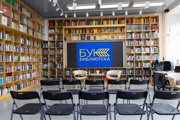 Презентация пьесы Андрея Калачинского «Муравьев. Амурский марш»