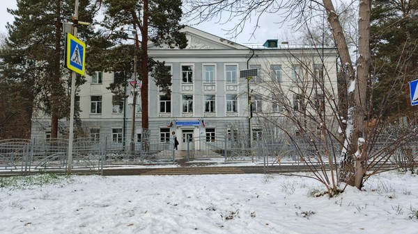 Экскурсия по зданию музыкального отделения