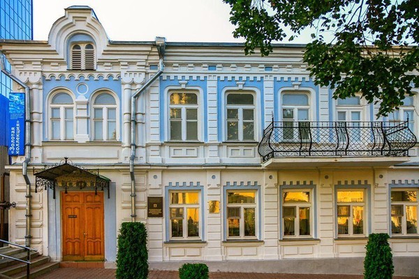 Встреча в Клубе любителей изящных искусств