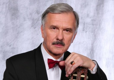 Леонид Серебренников