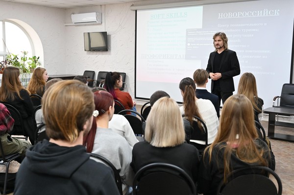 Занятие «Мастерская ораторского искусства «Голос культуры»»