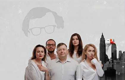 А не повесить ли нам зеркало над кроватью?