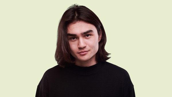 Адият Шакир
