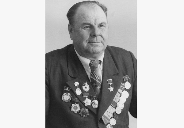 Тематическая беседа «Герой СССР И. А. Заулин»