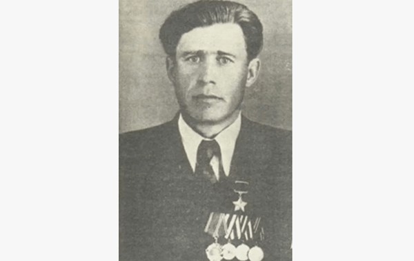 Андрей Самсонов